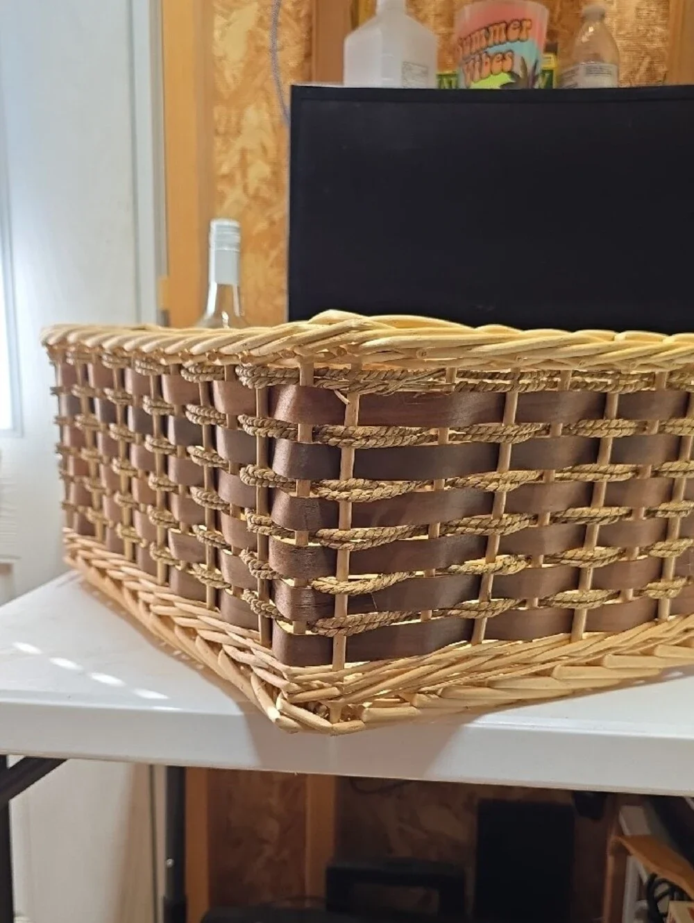 N/A sturdy woven